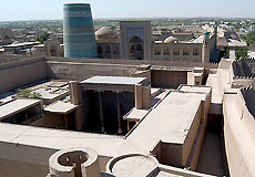 Kunya-ark. Ak-sheikh-bobo. Mosque