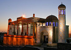 Hazret-Hyzr Mosque